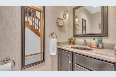 3429 N 7th St, Sheboygan, WI 53083 - Photo 10