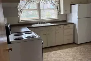 335 Geele Ave, Sheboygan, WI 53082 - Photo 6