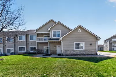 21790 N Weather Edge Cir #C, Lannon, WI 53046 - Photo 2