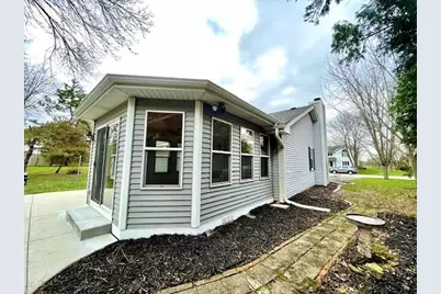 W168N10725  Juniper Dr, Germantown, WI 53022 - Photo 32