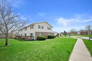 1605 Vogt Dr, West Bend, WI 53095 - Photo 6