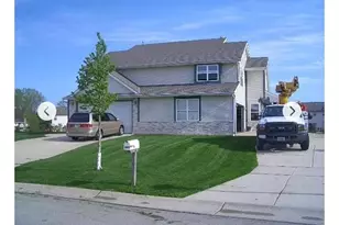 1441 E Buckwood Ct, Oak Creek, WI 53154 - Photo 24