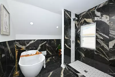 4208 N 19th Pl, Milwaukee, WI 53209 - Photo 24