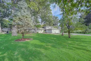 1532 N 124th St, Wauwatosa, WI 53226 - Photo 26