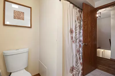 1532 N 124th St, Wauwatosa, WI 53226 - Photo 16