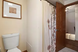 1532 N 124th St, Wauwatosa, WI 53226 - Photo 16