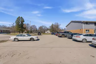 717 Maple St, Palmyra, WI 53156 - Photo 8