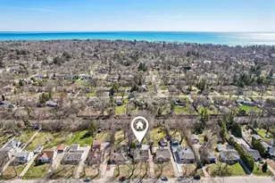 8112 N Santa Monica Blvd, Fox Point, WI 53217 - Photo 36