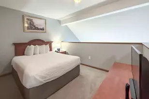 111 Center St, Lake Geneva, WI 53147 - Photo 12