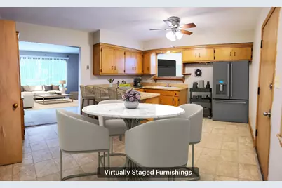 4006 N 89th St #4008, Milwaukee, WI 53222 - Photo 4