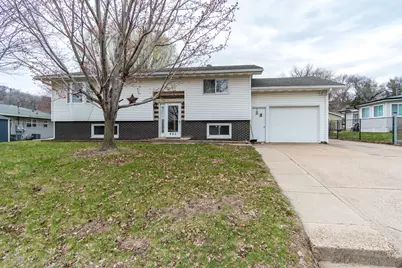 425  Church St, Holmen, WI 54636 - Photo 2