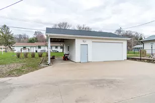 425 Church St, Holmen, WI 54636 - Photo 6