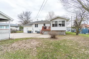 425 Church St, Holmen, WI 54636 - Photo 6