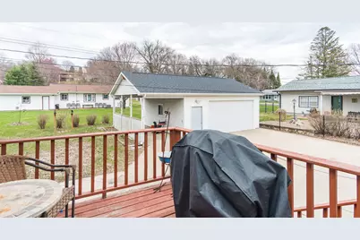 425  Church St, Holmen, WI 54636 - Photo 12