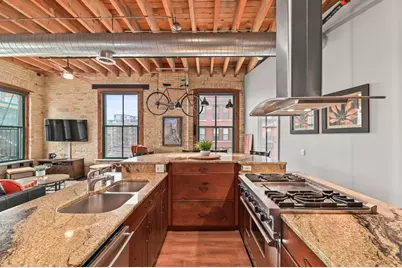 205 N Water St #404, Milwaukee, WI 53202 - Photo 6