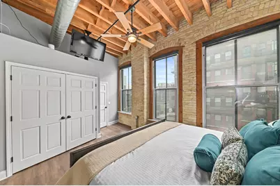 205 N Water St #404, Milwaukee, WI 53202 - Photo 20