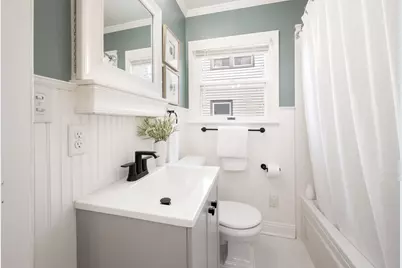 5122 N Diversey Blvd, Whitefish Bay, WI 53217 - Photo 12