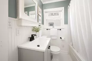 5122 N Diversey Blvd, Whitefish Bay, WI 53217 - Photo 12