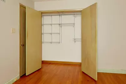 2909 S 76th St, West Allis, WI 53219 - Photo 18