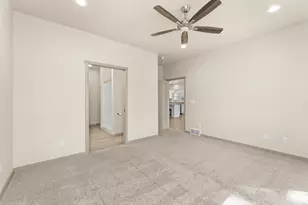 1800 Prairie Pl, Holmen, WI 54636 - Photo 12