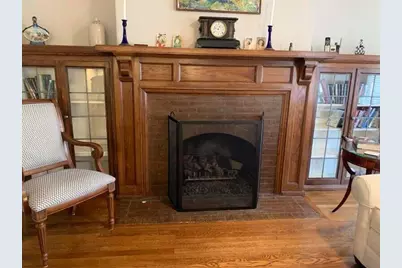 2907 E Hampshire Ave, Milwaukee, WI 53211 - Photo 4