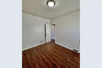 4319 N 47th St, Milwaukee, WI 53216 - Photo 10