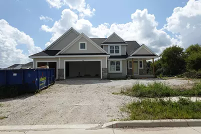 1301  Lynn Cir, Oconomowoc, WI 53066 - Photo 1