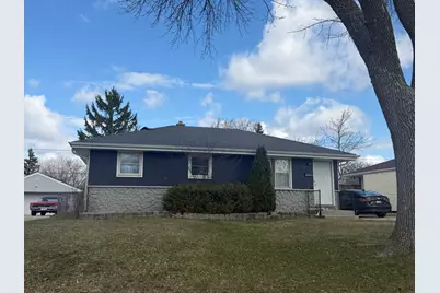 8152 W Clovernook St, Milwaukee, WI 53223 - Photo 2
