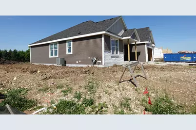 1302  Lynn Cir, Oconomowoc, WI 53066 - Photo 1