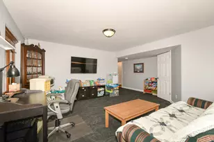 2456 Emslie Dr, Waukesha, WI 53188 - Photo 20