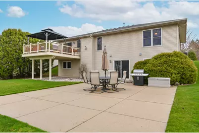 2456  Emslie Dr, Waukesha, WI 53188 - Photo 26