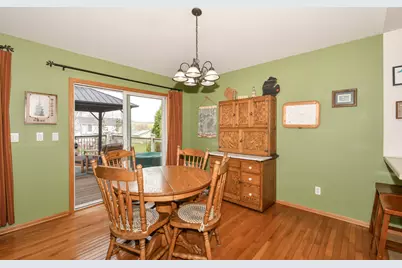 2456  Emslie Dr, Waukesha, WI 53188 - Photo 8