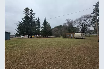 210 S Oak St, Crivitz, WI 54114 - Photo 6