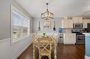 724 Joshua Ln, Lake Geneva, WI 53147 - Photo 10