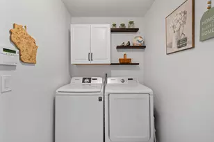 724 Joshua Ln, Lake Geneva, WI 53147 - Photo 18