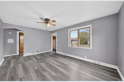 1217  Macarthur Ave, Sheboygan, WI 53083 - Photo 10