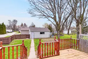 1217 Mac Arthur Ave, Sheboygan, WI 53083 - Photo 8