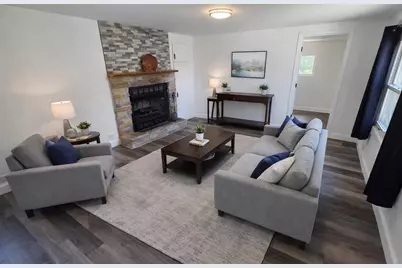 3015  Viebahn St, Manitowoc, WI 54220 - Photo 1