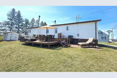 3015  Viebahn St, Manitowoc, WI 54220 - Photo 4