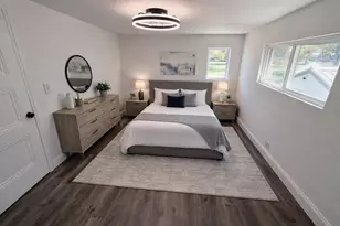 3015 Viebahn St, Manitowoc, WI 54220 - Photo 6