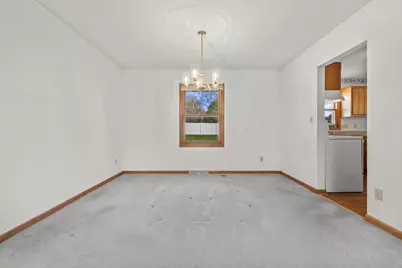 716  Appaloosa Trl, Racine, WI 53402 - Photo 12