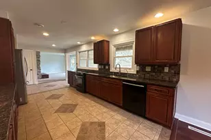 W309N174 Maple Ave, Delafield, WI 53188 - Photo 4