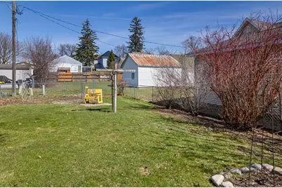 217  Grant St, Caledonia, MN 55921 - Photo 22