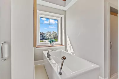 N33W29424  Millridge Rd, Delafield, WI 53072 - Photo 32