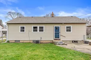 4129 S Kingan Ave, Saint Francis, WI 53235 - Photo 24