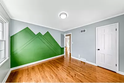 2320 N 68th St, Wauwatosa, WI 53213 - Photo 16