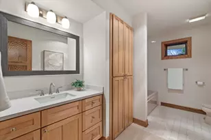 3381 S Highpointe Dr, New Berlin, WI 53151 - Photo 12