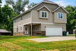 534 S Gault St, Whitewater, WI 53190 - Photo 1