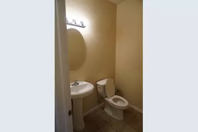 538 S Gault St, Whitewater, WI 53190 - Photo 6