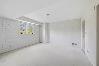 215  Kirkham Ct, Brookfield, WI 53045 - Photo 32
